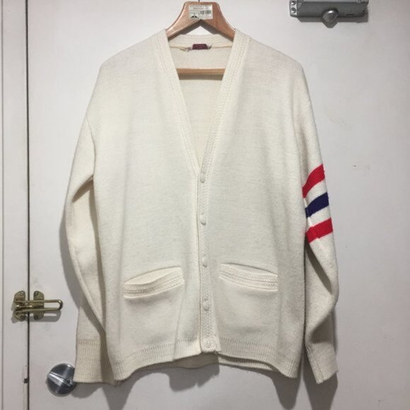 VINTAGE KNITTED CARDIGAN SWEATERS SIZE L - Picture 2 of 3